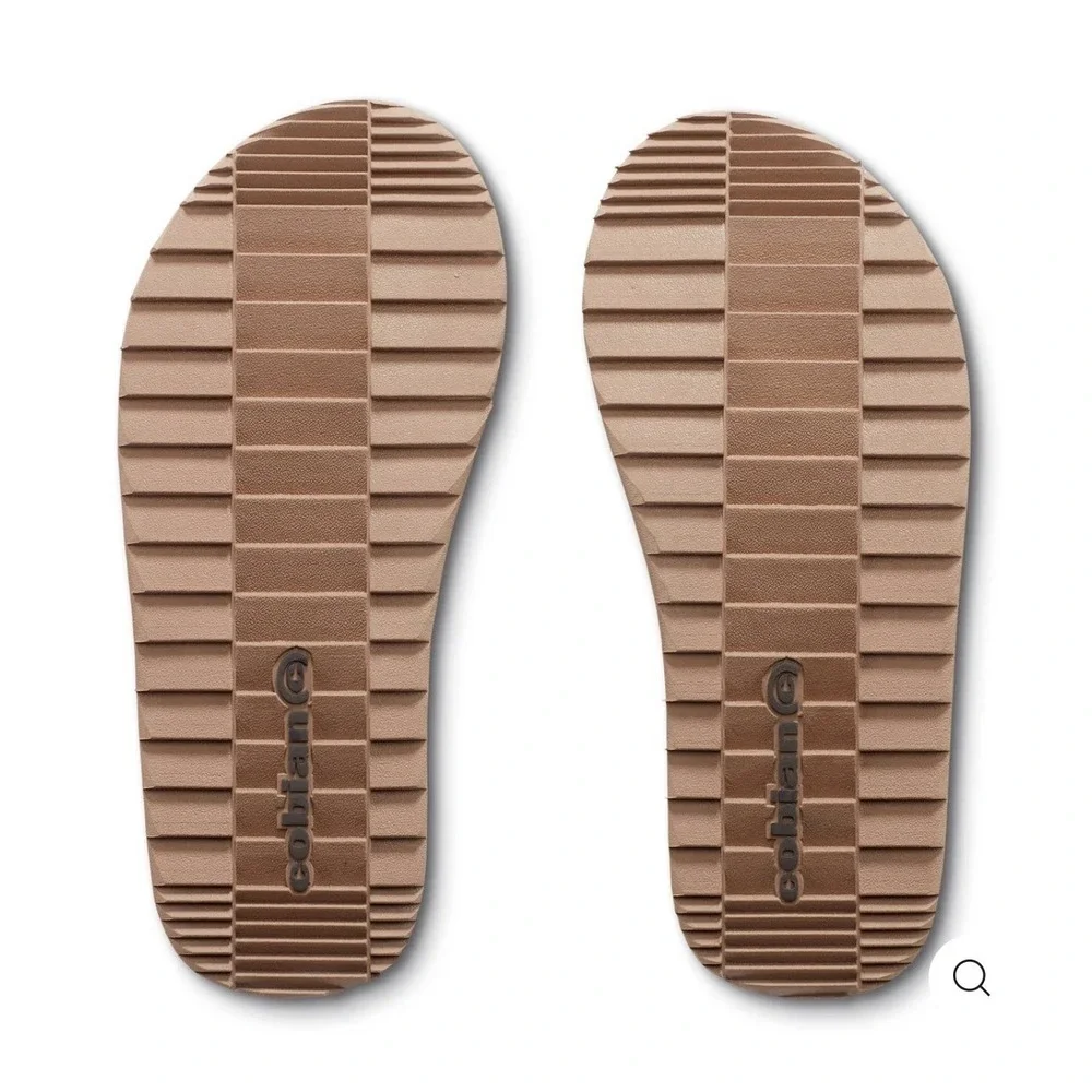 NEW Cobian Men's ARV 2 TREK‎ AVT20-201 Size 9 Flip Flop Sandal Brown Chocolate